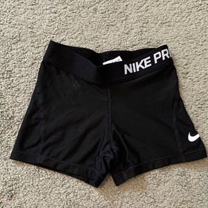 Black nike pros